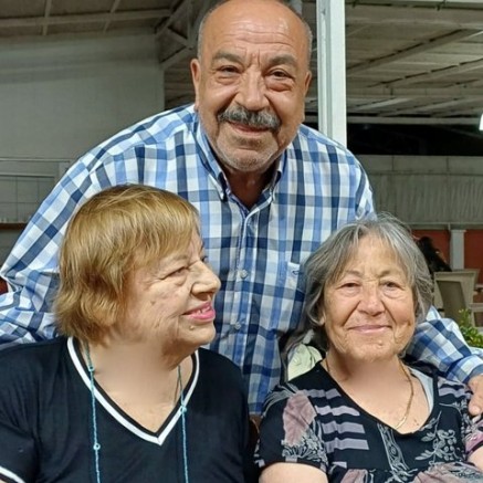 Emekli Polis Şükriye Ayaz’a Erdek’te Duygusal Doğum Günü Sürprizi