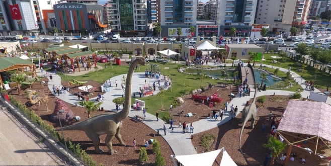 Evrensel Çocuk Merkezi çocukları bekliyor