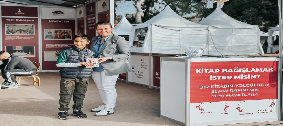İZKİTAP’ta “Şehrin Kalbinde Yeni Buluşma Noktaları”
