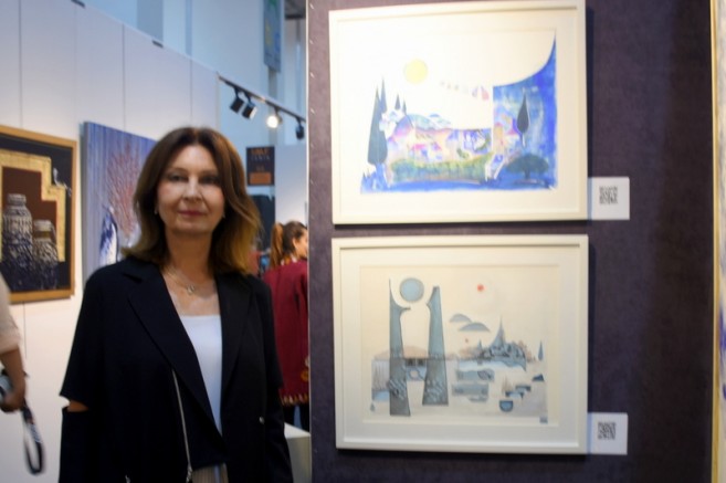 Mimar-Ressam Ayşe Tatari sanatseverlerin yoğun ilgisiyle karşılaştı 
