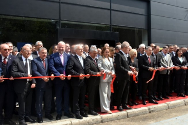 Novamer Otomotiv, düzenlenen törenle hizmete açıldı 