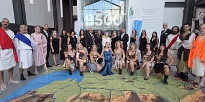 İzmir’in 8500 Yıllık Tarih Haritası Yeşilova Höyüğü’nde Tanıtıldı