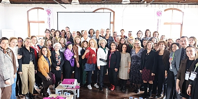 İzmir, kadınların katılımıyla güçleniyor