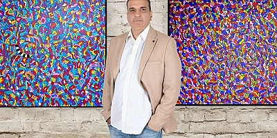 Sembolist ressam Tolga Ezel İzmir’i tercih etti