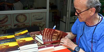 Yazar Turgay Erdinç okurlarıyla buluştu